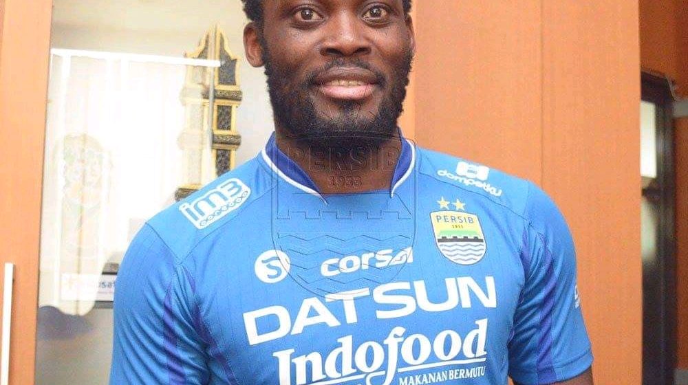 Michael Essien reveals the club he almost joined before going to Chelsea.