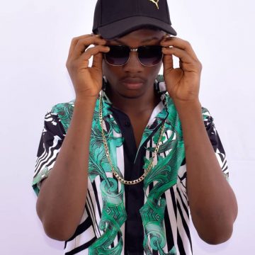 Biography : Know more about Cameroonian fast rising rapper, Fuchor.