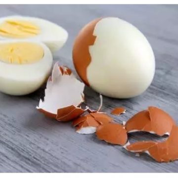 Two children die in Yaounde after eating eggs.