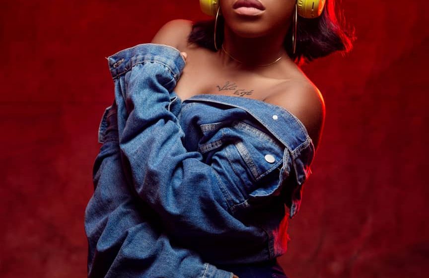 CELEBRITY BIOGRAPHY: Know more about fast rising Cameroonian Singer Itz Sabine.
