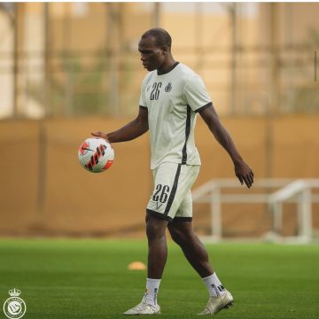 Vincent Aboubakar back to training after foot injury